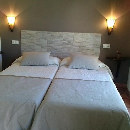 Hostal Suetxe Los Arcos Εξωτερικό φωτογραφία