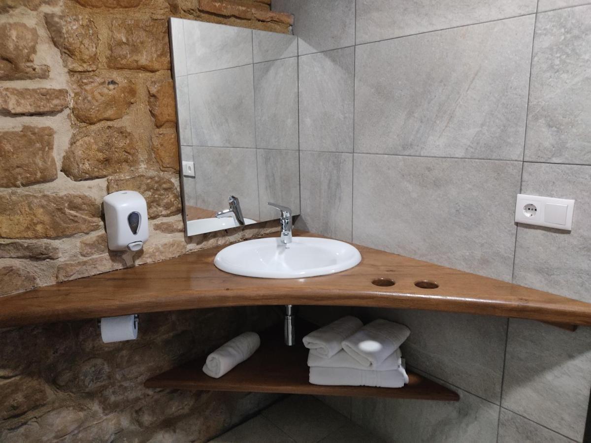 Hostal Suetxe Los Arcos Εξωτερικό φωτογραφία