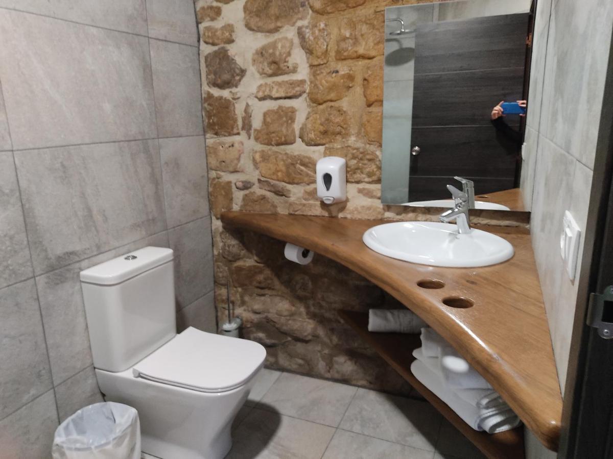 Hostal Suetxe Los Arcos Εξωτερικό φωτογραφία