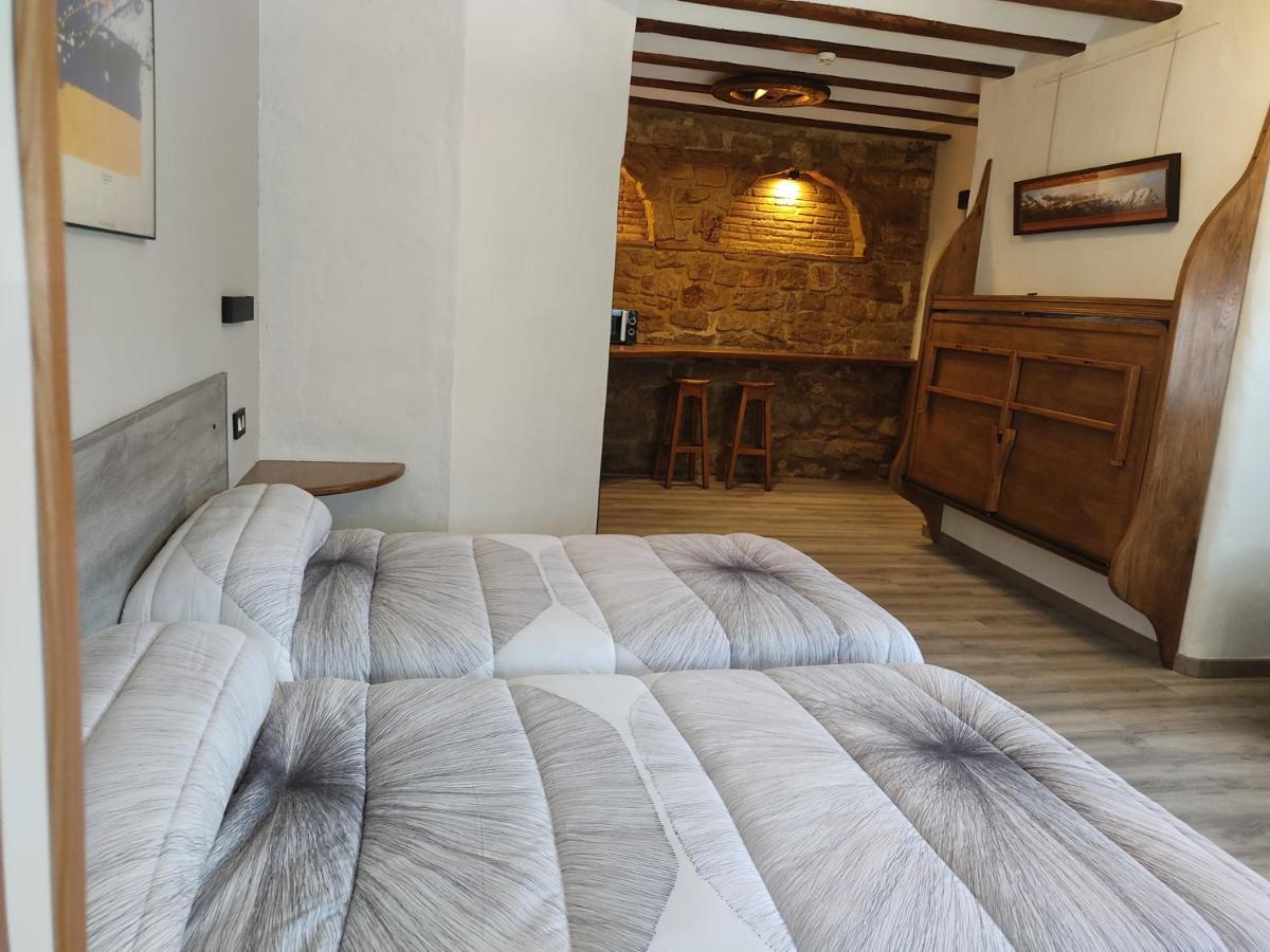 Hostal Suetxe Los Arcos Εξωτερικό φωτογραφία