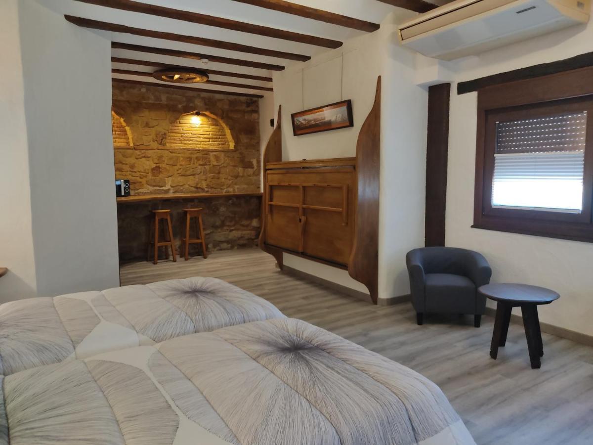 Hostal Suetxe Los Arcos Εξωτερικό φωτογραφία
