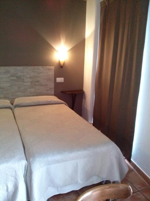 Hostal Suetxe Los Arcos Εξωτερικό φωτογραφία