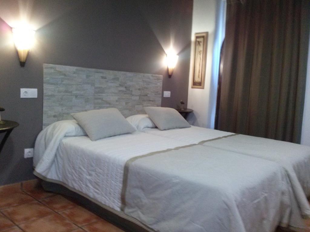 Hostal Suetxe Los Arcos Εξωτερικό φωτογραφία